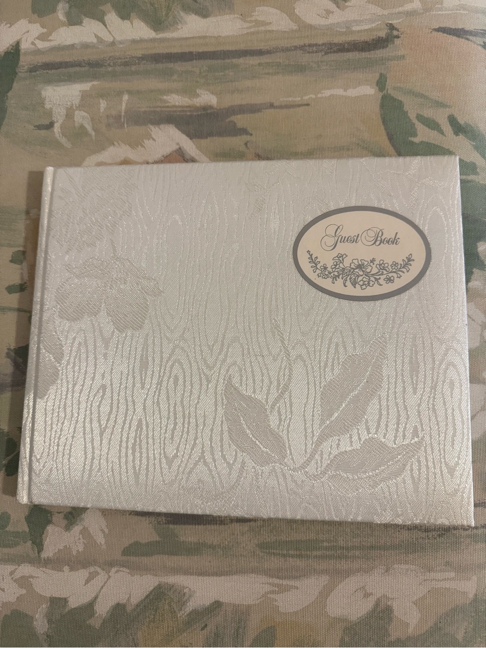 Vintage QuillMark GB-3 Guest Book White Ivory Floral Fabric Padded Cover Wedding